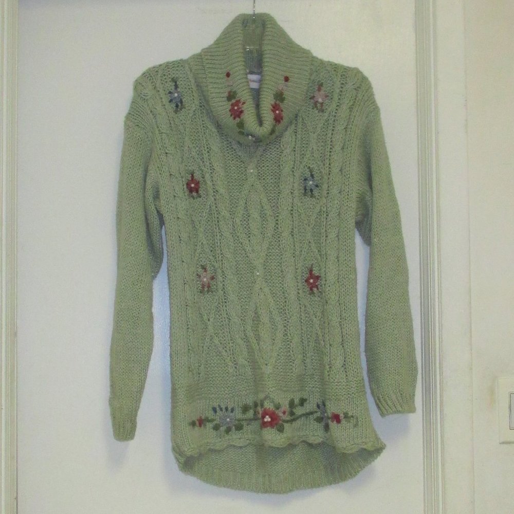 Sweater-"Bobbie Brooks"Cowl Neck Pull Over Hand Knitted Sweater - Flowers Sz: Lg